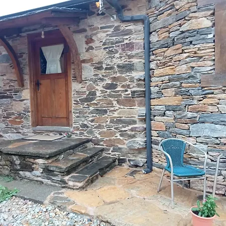 Holiday home Casas Eladio-doncos