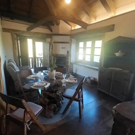 Casas Eladio-doncos Holiday home *