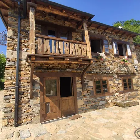 Casas Eladio-doncos Holiday home *