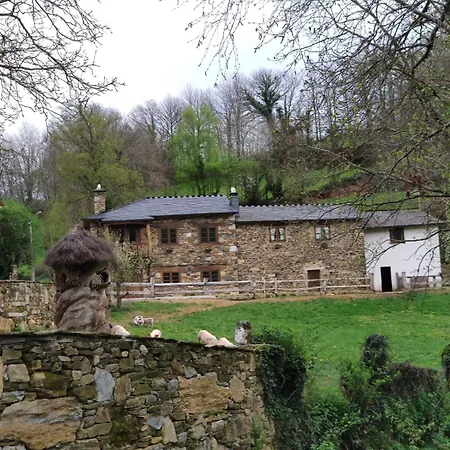 Holiday home Casas Eladio-doncos *