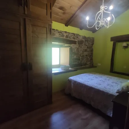 Holiday home Casas Eladio-doncos