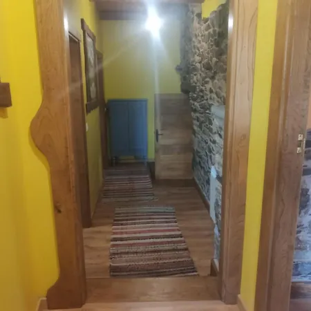 Casas Eladio-doncos Holiday home *
