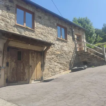 Holiday home Casas Eladio-doncos *