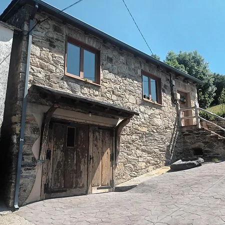 Holiday home Casas Eladio-doncos Tores