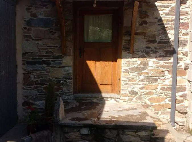 Holiday home Casas Eladio-doncos