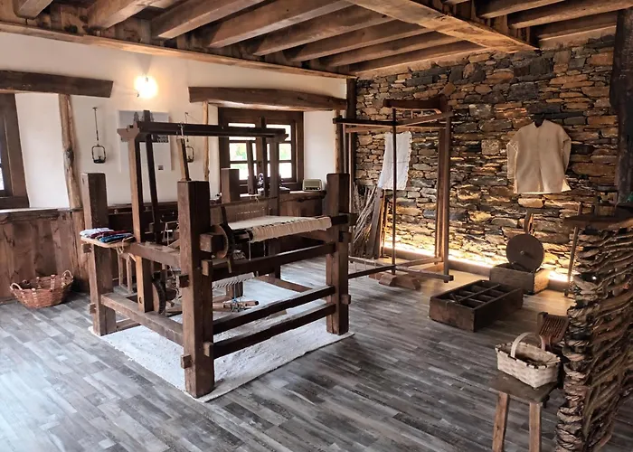 Casas Eladio-doncos Holiday home *