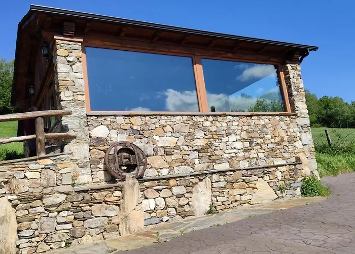 Casas Eladio-doncos 度假居