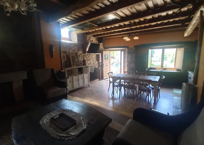 Holiday home Casas Eladio-doncos Tores