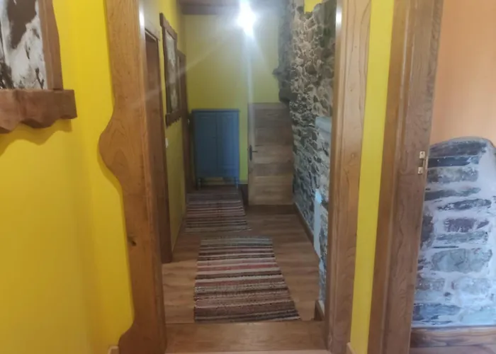 Casas Eladio-doncos Holiday home *